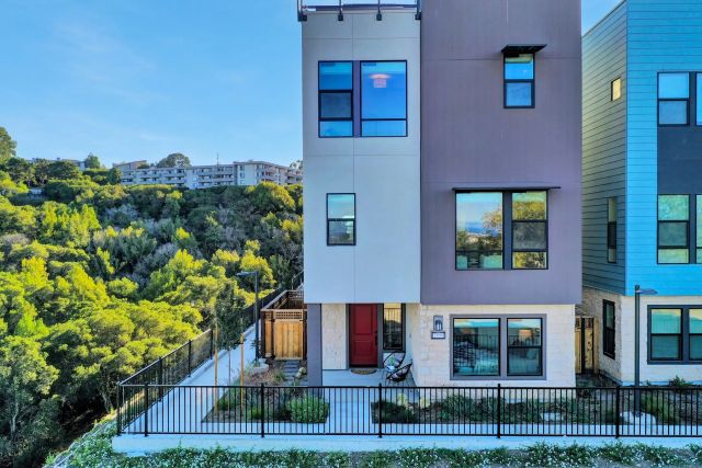 �f��ɽ���^(q��)San Mateo�½�����סլ���߶��b����¶�_